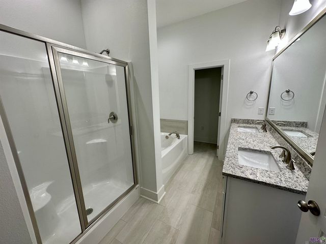 10144 The Grove Ave, Baton Rouge, LA 70836