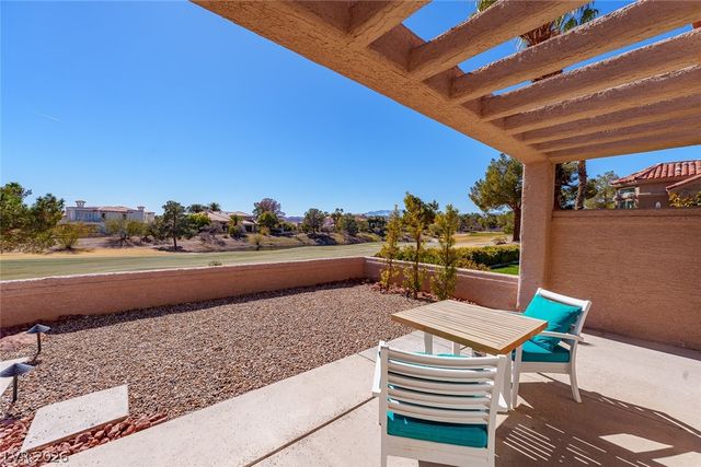 8185 Round Hills Circle, Las Vegas, NV 89113