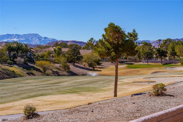 8185 Round Hills Circle, Las Vegas, NV 89113