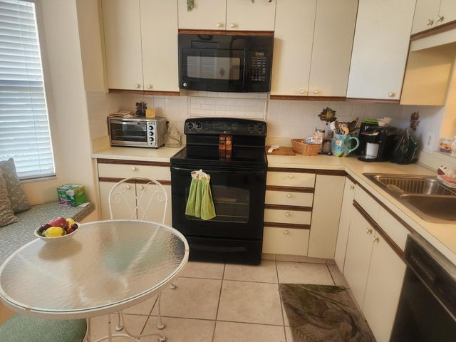 18081 SE Country Club Drive 37-363, Jupiter, FL 33469