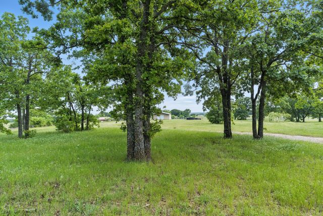 363 Private Road 1784, Sunset, TX 76270