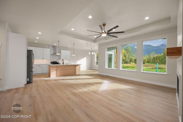 15056 E Alpine Circle, Palmer, AK 99645