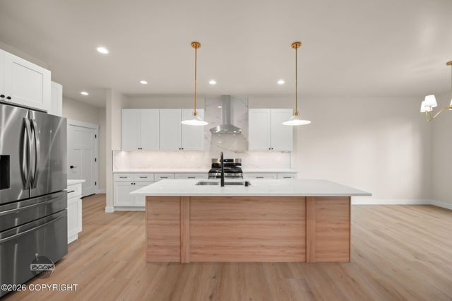 15056 E Alpine Circle, Palmer, AK 99645