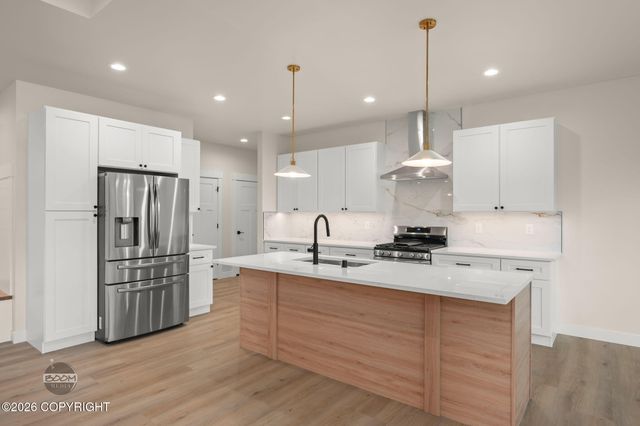 15056 E Alpine Circle, Palmer, AK 99645