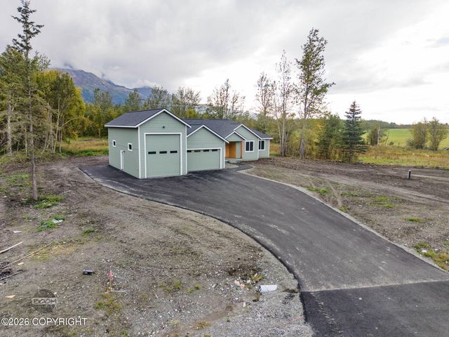 15056 E Alpine Circle, Palmer, AK 99645
