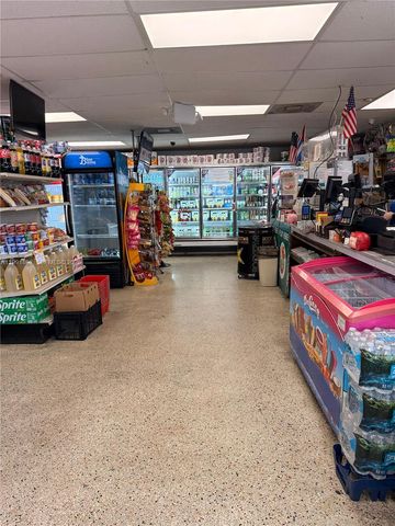 3381 NW 7th Street, Miami, FL 33125