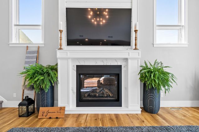 606 Venture Lane NE, Alexandria, MN 56308