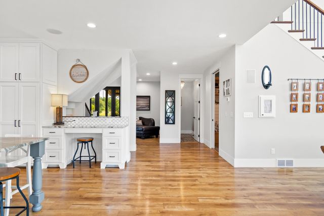 606 Venture Lane NE, Alexandria, MN 56308