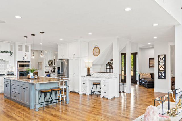 606 Venture Lane NE, Alexandria, MN 56308