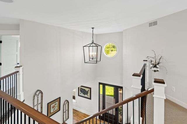 606 Venture Lane NE, Alexandria, MN 56308