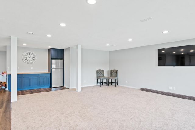 606 Venture Lane NE, Alexandria, MN 56308