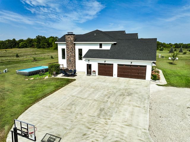606 Venture Lane NE, Alexandria, MN 56308