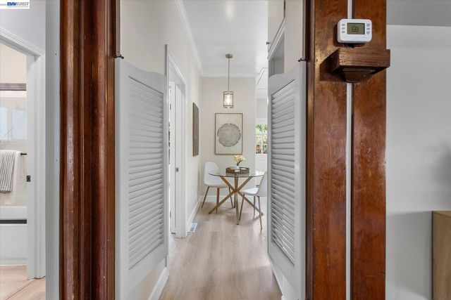 1410 PEARL ST., Alameda, CA 94501