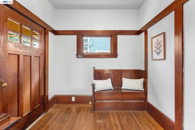 1410 PEARL ST., Alameda, CA 94501