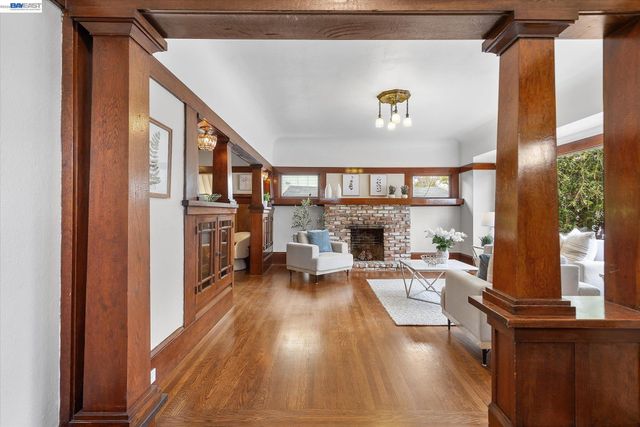 1410 PEARL ST., Alameda, CA 94501