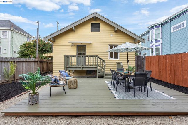 1410 PEARL ST., Alameda, CA 94501