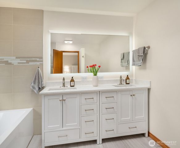 14009 Cascade Drive SE, Snohomish, WA 98296