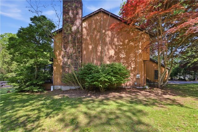 25 Vezina Drive, Killingly, CT 06239