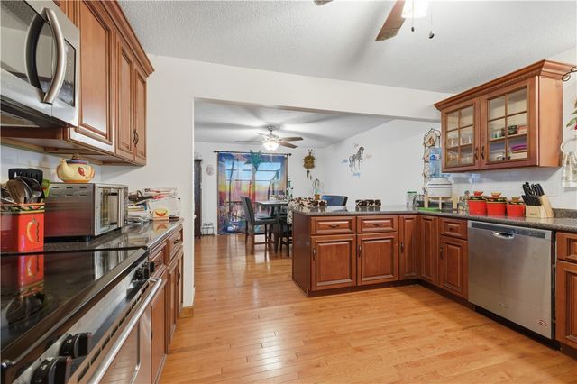 25 Vezina Drive, Killingly, CT 06239