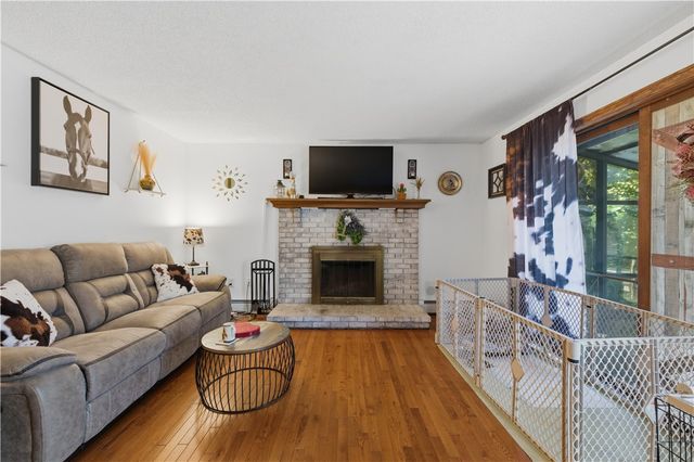 25 Vezina Drive, Killingly, CT 06239