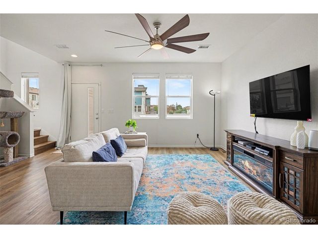 16036 E Warner Dr, Denver, CO 80239