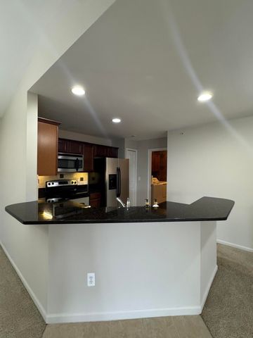 2260 Leighton Drive 68, Shelby Twp, MI 48317
