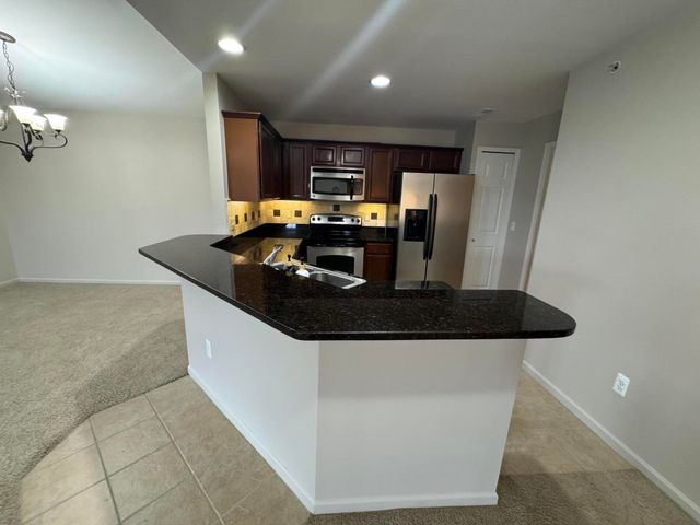 2260 Leighton Drive 68, Shelby Twp, MI 48317
