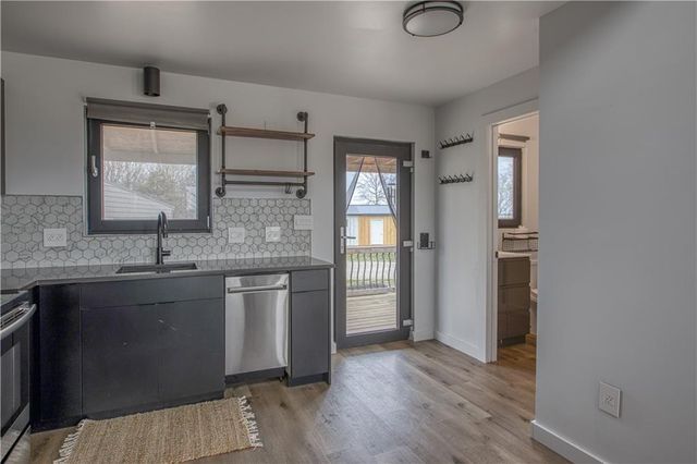 2523 SE Wyandotte Road, Columbus, KS 66725