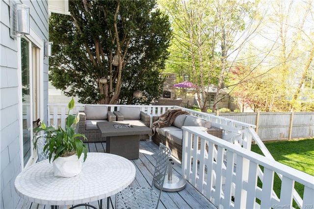 10 Danbury Avenue, Westport, CT 06880
