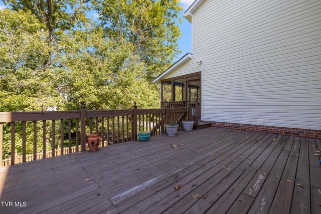 209 Glen Oaks Drive, Gray, TN 37615