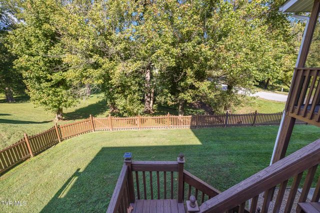 209 Glen Oaks Drive, Gray, TN 37615