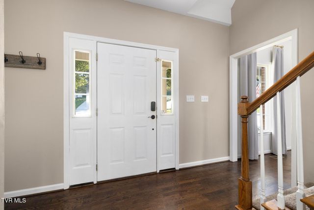 209 Glen Oaks Drive, Gray, TN 37615