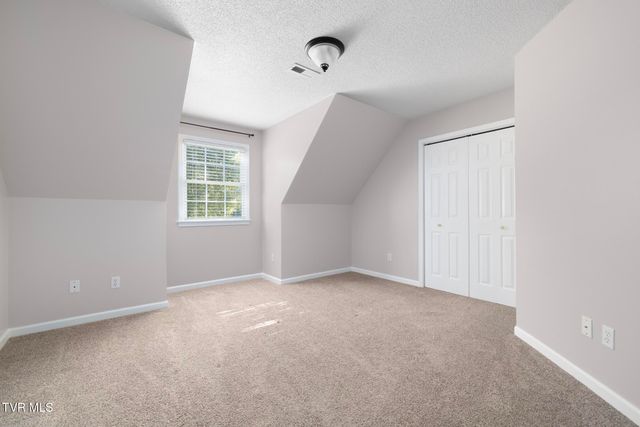 209 Glen Oaks Drive, Gray, TN 37615