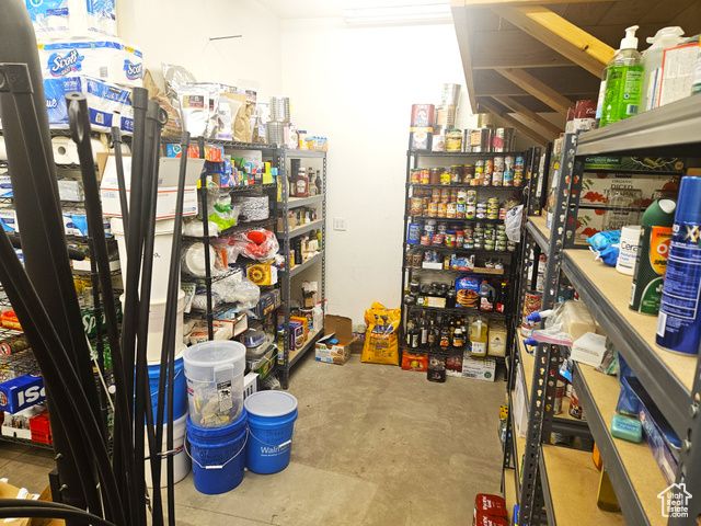 10286 S 40750 W, Fruitland, UT 84027