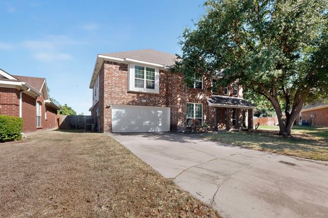 8417 Rock Canyon Court, Fort Worth, TX 76123