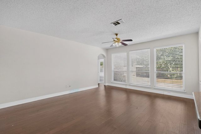 8417 Rock Canyon Court, Fort Worth, TX 76123