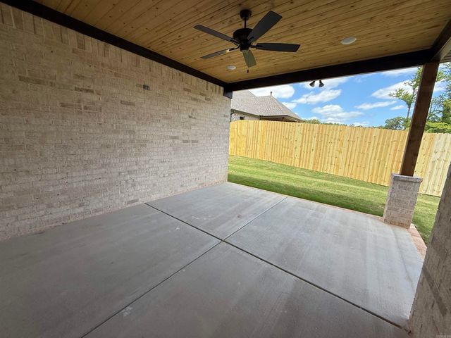 3912 Spencer Crossing Drive, Benton, AR 72019