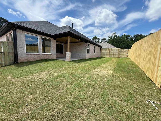 3912 Spencer Crossing Drive, Benton, AR 72019