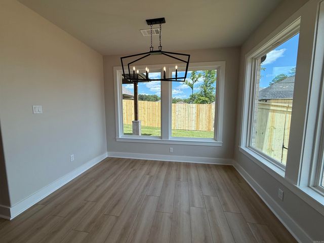 3912 Spencer Crossing Drive, Benton, AR 72019