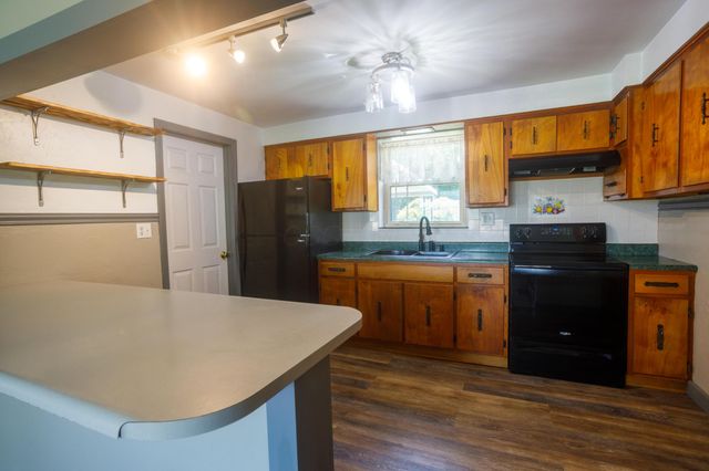 4008 Bosart Road, Springfield, OH 45503