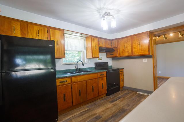 4008 Bosart Road, Springfield, OH 45503