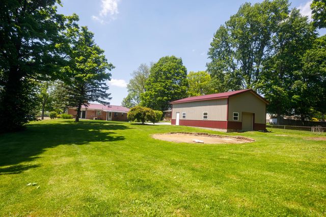 4008 Bosart Road, Springfield, OH 45503