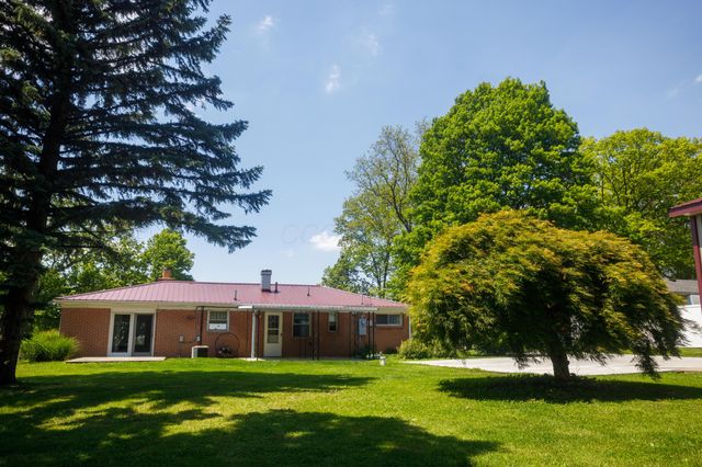 4008 Bosart Road, Springfield, OH 45503
