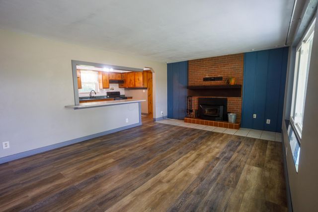 4008 Bosart Road, Springfield, OH 45503