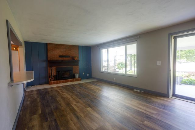4008 Bosart Road, Springfield, OH 45503