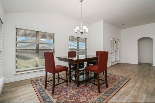 1040 Sundance Lane, Bentonville, AR 72712