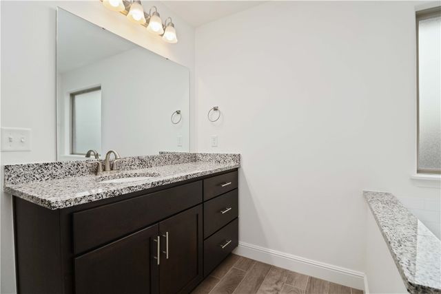 1040 Sundance Lane, Bentonville, AR 72712