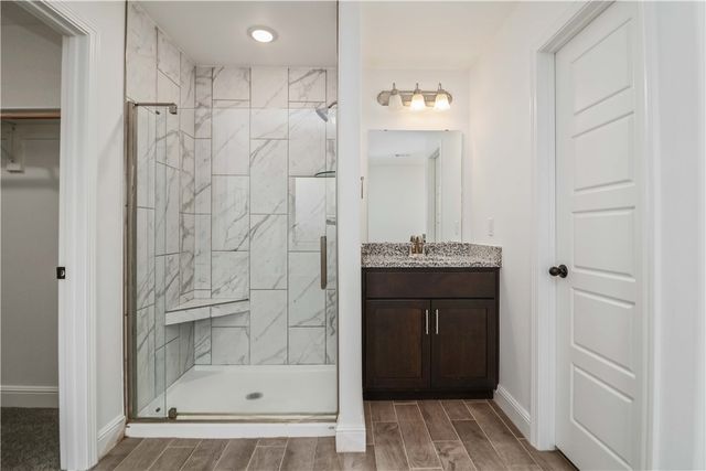 1040 Sundance Lane, Bentonville, AR 72712