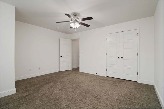 1040 Sundance Lane, Bentonville, AR 72712