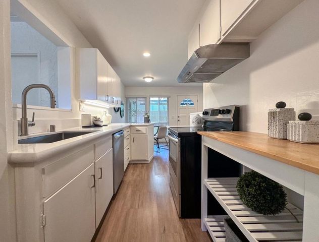 Camellia Terrace, Los Gatos, CA 95032